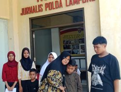 Halal Bihalal, Jurnalis Mitra Polda Bagikan Santunan Kepada Anak Yatim