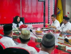 Pemkot Serahkan Dana Hibah Untuk Masjid di 20 Kecamatan