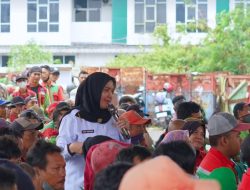 Wali Kota Salurkan Bantuan Untuk Petugas DLH