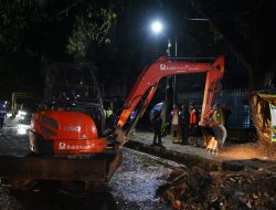 Air Kembali Genangi Jalan Yos Sudarso, Pemkot Bergerak Cepat
