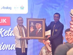 Hadiri HUT ke-55 PWI Lampung, Menko Bidang Pangan Zulhas: Pers Sahabat Pemerintah!