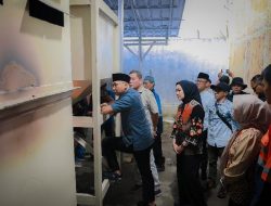 Gubernur Mirza Uji Coba Bantuan Mesin Pengering Padi dan Jagung Berkapasitas 20 Ton untuk Petani di Natar