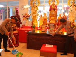 Jelang Hari Raya Waisak, Polresta Bandar Lampung Gelar Bakti Religi di Tiga Vihara