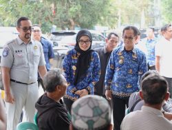 Pastikan Kelancaran Masyarakat Membayar Pajak, Wagub Jihan Nurlela Tinjau Pelaksanaan Pemutihan Pajak Kendaraan Bermotor dan BBNKB Tahun 2025 di Samsat Metro dan Lampung Timur