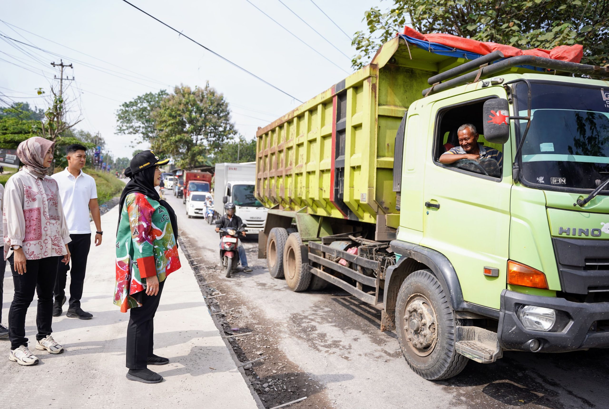 Pemerintah Kota Bandar Lampung memperbaiki Jalan Teuku Cik Ditiro yang berada di Kecamatan Kemiling, hal itu disampaikan Walikota Bandar Lampung, Eva Dwiana. Sabtu (28/06/2025).