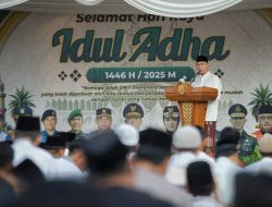 Gubernur Mirza Sholat Idul Adha di Lapangan Saburai, Salurkan 65 Ekor Sapi Kurban dan 16 Ekor Sapi Kurban dari Presiden Prabowo