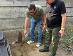 Jelang HUT ke-13, Ketum IWO Lakukan Ziarah Ke Makam Riko Amir di Bandar Lampung