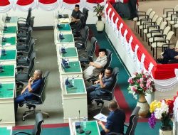 Paripurna DPRD Lampung Sepi, Yusirwan Tidur