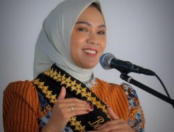 Bunda Literasi Buka Lomba Puisi Esai