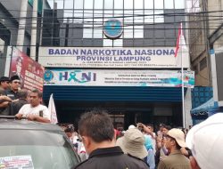 Massa Kepung BNN Lampung Tuntut Usut Tuntas OTT Narkoba yang Seret Oknum Mantan Anggota HIPMI