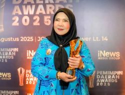 Walikota Bandar Lampung Terima Anugerah Pemimpin Daerah Awards 2025 dari iNews TV