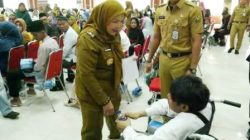 Ratusan calon jemaah umrah mengikuti manasik umrah yang difasilitasi Pemerintah Kota Bandar Lampung di Aula Semergou, Senin (13/10/2025).