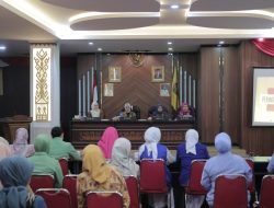 Batin Wulan Pimpin Rapat Persiapan Hari Ibu ke-97