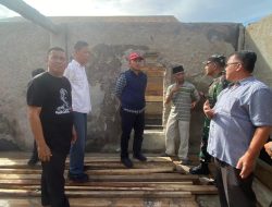 Bupati Lampung Barat Tinjau Korban Kebakaran di Pekon Canggu