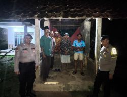 Personil Polsek Tulang Bawang Tengah, Gelar Patroli Siskamling Guna Cegah Gangguan Kamtibmas