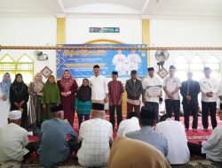 Safari Ramadan di Gedung Ratu, Wabup Nadirsyah Ajak Warga Perkuat Sedekah dan Kepedulian Lingkungan