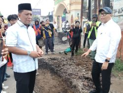 Gubernur Mirza Tinjau Perbaikan Jalan di Lampung Selatan, Saluran Drainase Jadi Prioritas