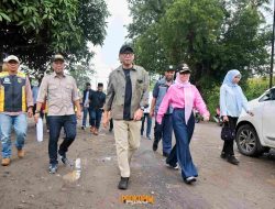Dorong Peningkatan Infrastruktur Jalan, Bupati Pesawaran Dampingi Gubernur Tinjau Ruas Jalan Provinsi
