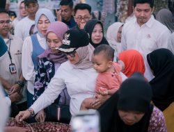 Bupati Lamtim Keliling Pasar, Pastikan Masyarakatnya Berlebaran Dengan Tenang Tanpa Kekhawatiran