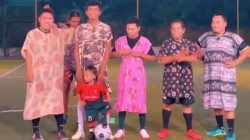 IJP Lampung Meriahkan Hari Kartini, Laga Minisoccer Pakai Daster, Pejabat Pemprov Ikut Turun ke Lapangan