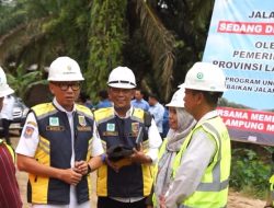 Rp172 Miliar Digelontorkan, Jalan Rusak Way Kanan Mulai Disulap Jadi Akses Ekonomi Baru