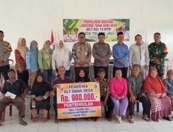 Pemerintahan Desa Talang Jali Bagikan BLT-DD Tahap Pertama Kepada 10 KPM.