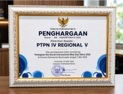 Dukung Hubungan Industrial Harmonis, Holding Perkebunan Nusantara melalui PTPN IV Regional V Terima Penghargaan Pemprov Kalbar