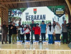 Gerakan Bersih Pantai, Gubernur Mirza Ajak Warga Ubah Kebiasaan