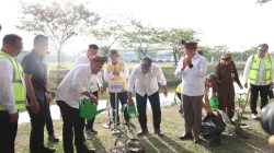 Menteri Lingkungan Hidup-PTPN IV PalmCo Luncurkan Gerakan Tanam 1,5 Juta Pohon