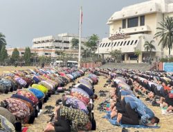 Salat Istisqa, Ikhtiar Mengetuk Pintu Langit, Warga Lampung Mohon Ampun dan Minta Hujan
