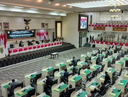 3 Fraksi DPRD Lampung Kompak: Zoom Paripurna Harus Dicabut!
