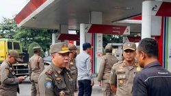 Satpol PP Dikerahkan, Ternyata Truk Luar Daerah Serbu Solar, Antrean SPBU Bandar Lampung Mengular